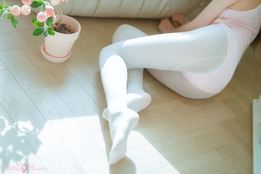 Coser@三無人型: 白丝桃子 (60 photos) – Page 5