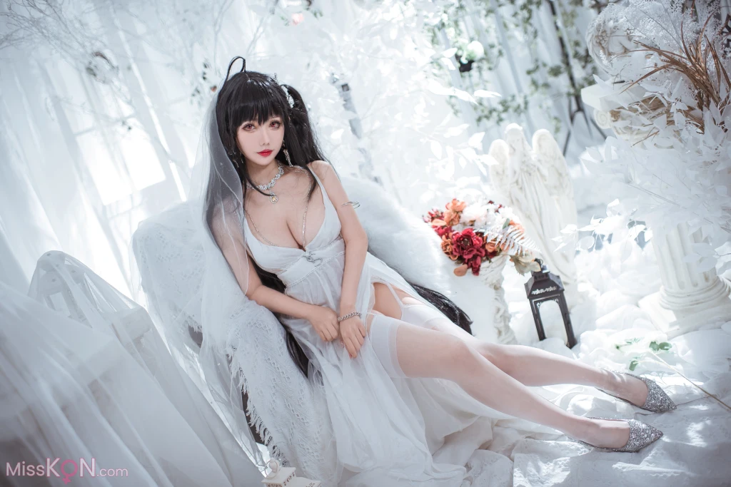 Coser@仙女月: 大凤纯白婚纱 (30 photos)
