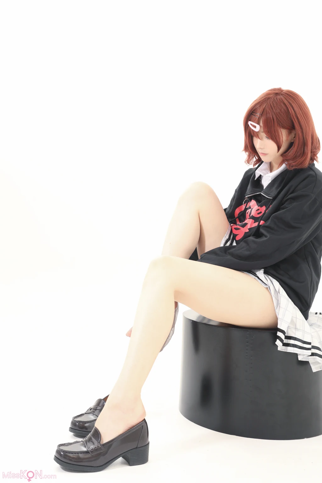 Coser@幼愛Youmeko: 樋口円香灰丝 (25 photos)