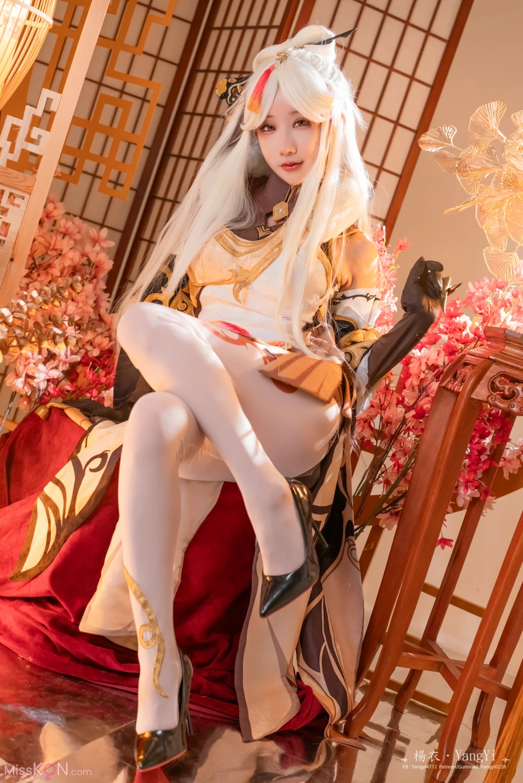 Coser@楊衣Yangyi: 凝光 (58 photos) – Page 2