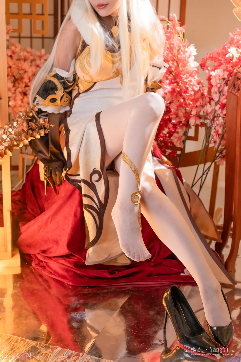 Coser@楊衣Yangyi: 凝光 (58 photos) – Page 2