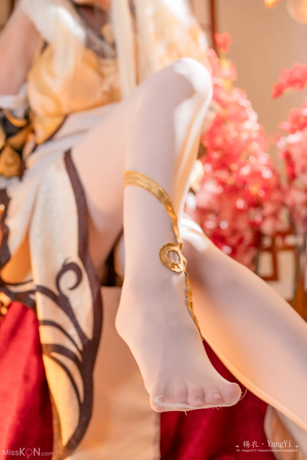 Coser@楊衣Yangyi: 凝光 (58 photos) – Page 2