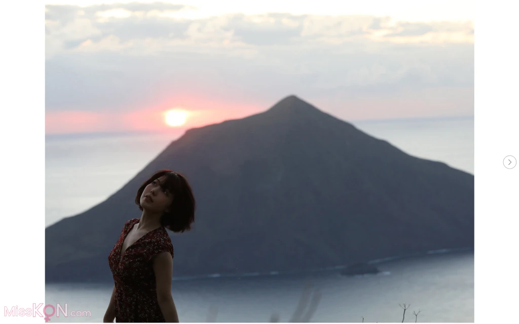 [JP] Reiko Nagaoka (永岡怜子): Period (69 photos)