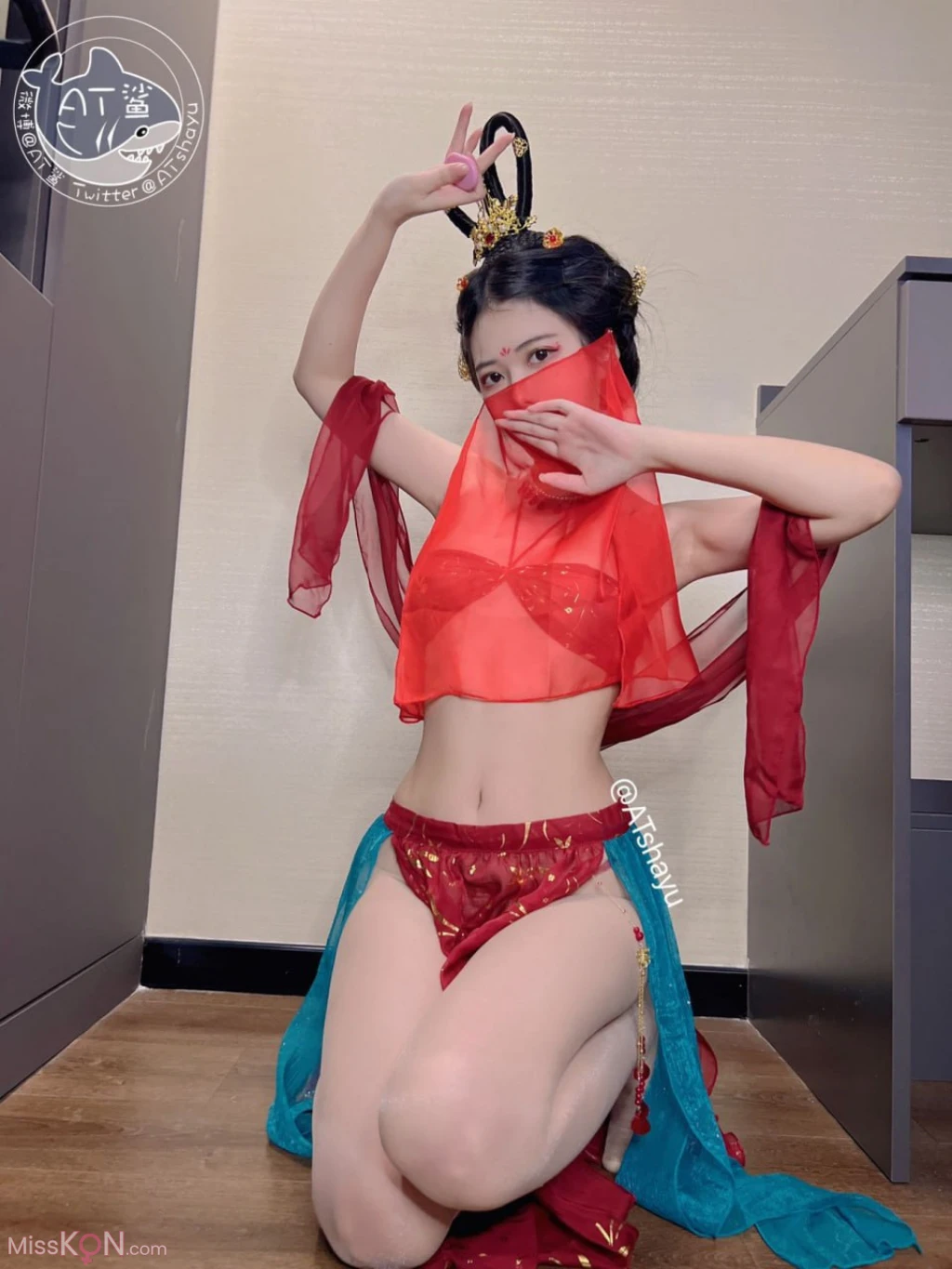 Coser@AT鲨: 金风玉露一相逢 (60 photos + 1 video)