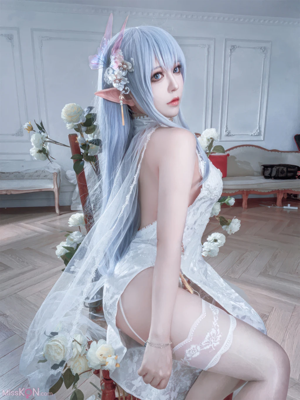 Coser@半半子: 碧蓝航线 阿尔比恩旗袍 (47 photos )