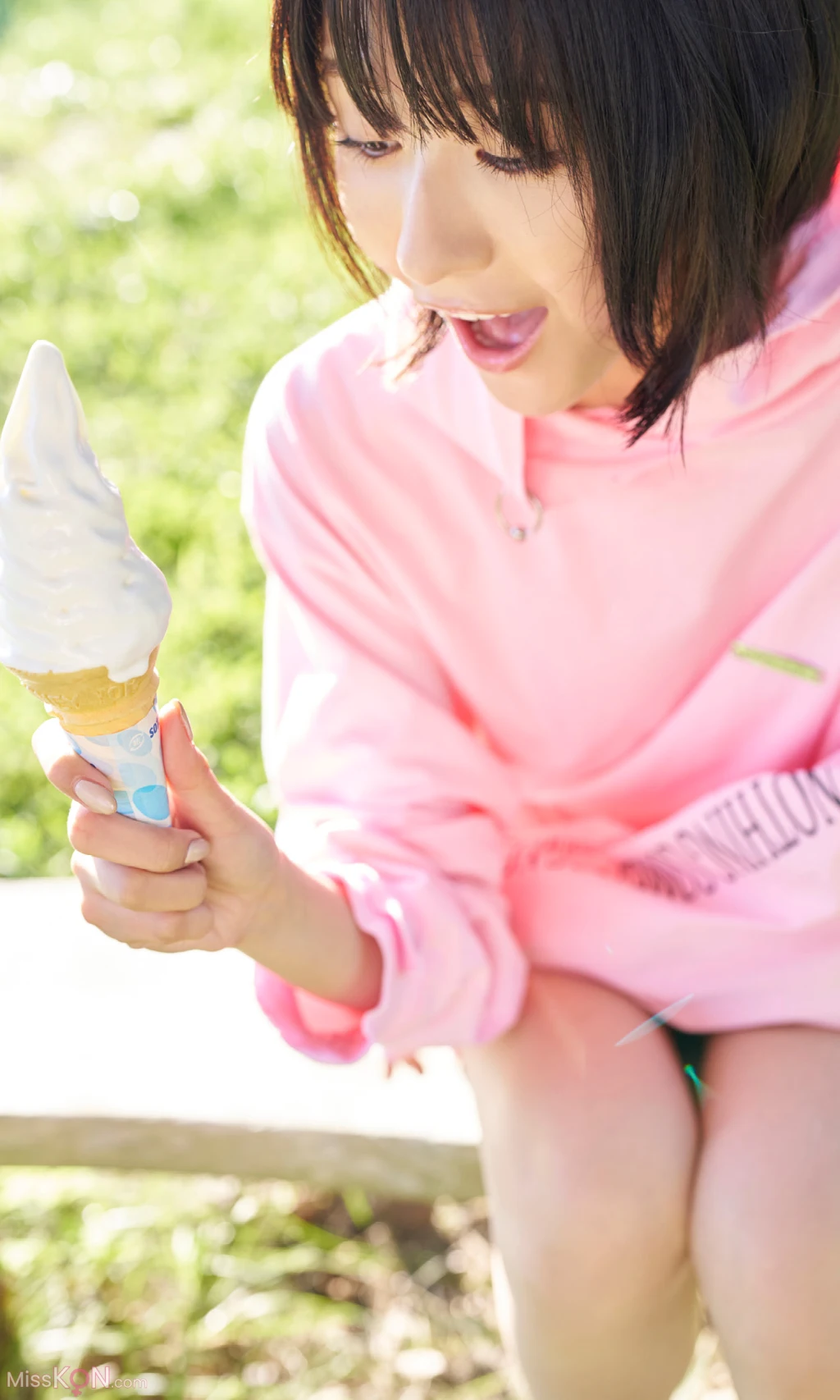 [JP] Mizuho Habu (土生瑞穂): 写真集「New World」 (週プレ PHOTO BOOK) (94 photos) – Page 2