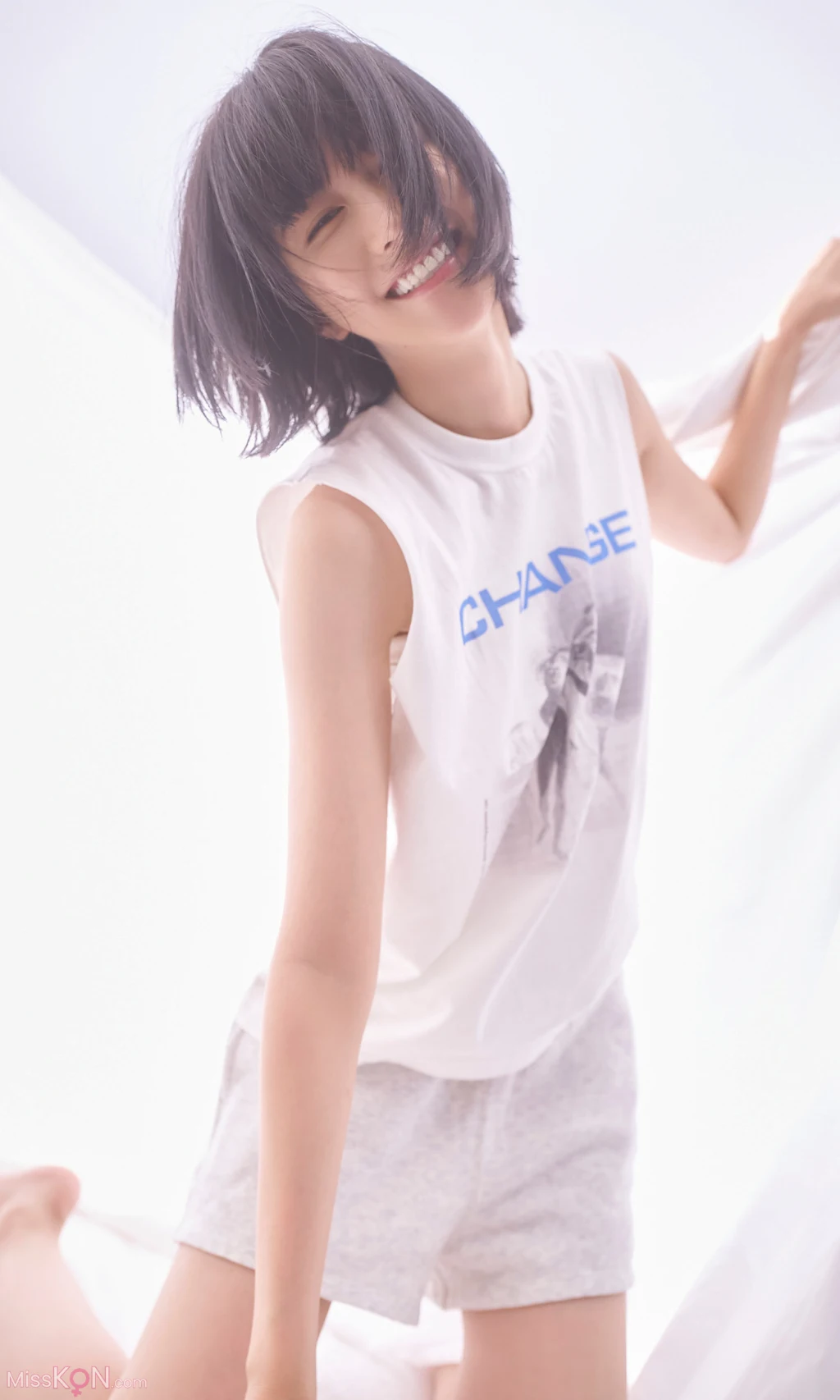 [JP] Mizuho Habu (土生瑞穂): 写真集「New World」 (週プレ PHOTO BOOK) (94 photos) – Page 3