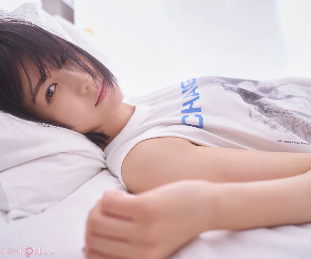 [JP] Mizuho Habu (土生瑞穂): 写真集「New World」 (週プレ PHOTO BOOK) (94 photos) – Page 3