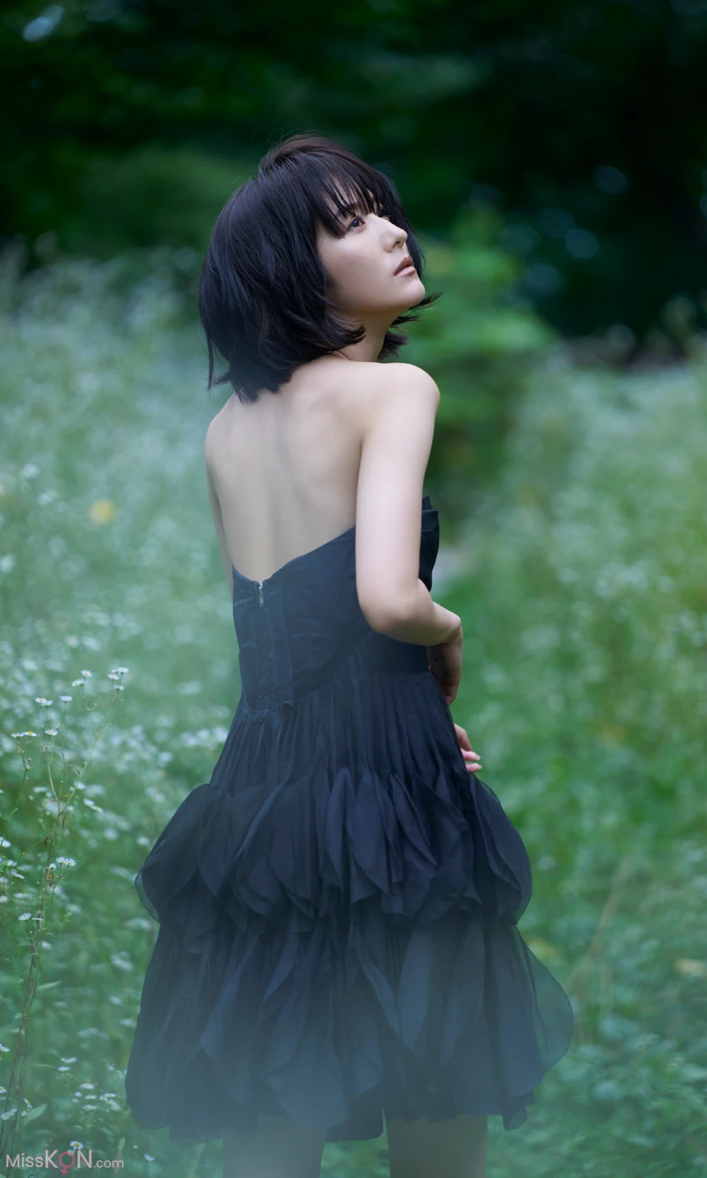 [JP] Mizuho Habu (土生瑞穂): 写真集「New World」 (週プレ PHOTO BOOK) (94 photos) – Page 5