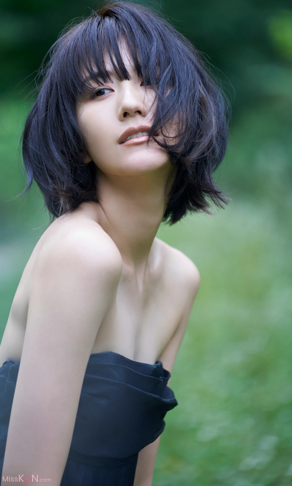 [JP] Mizuho Habu (土生瑞穂): 写真集「New World」 (週プレ PHOTO BOOK) (94 photos) – Page 5