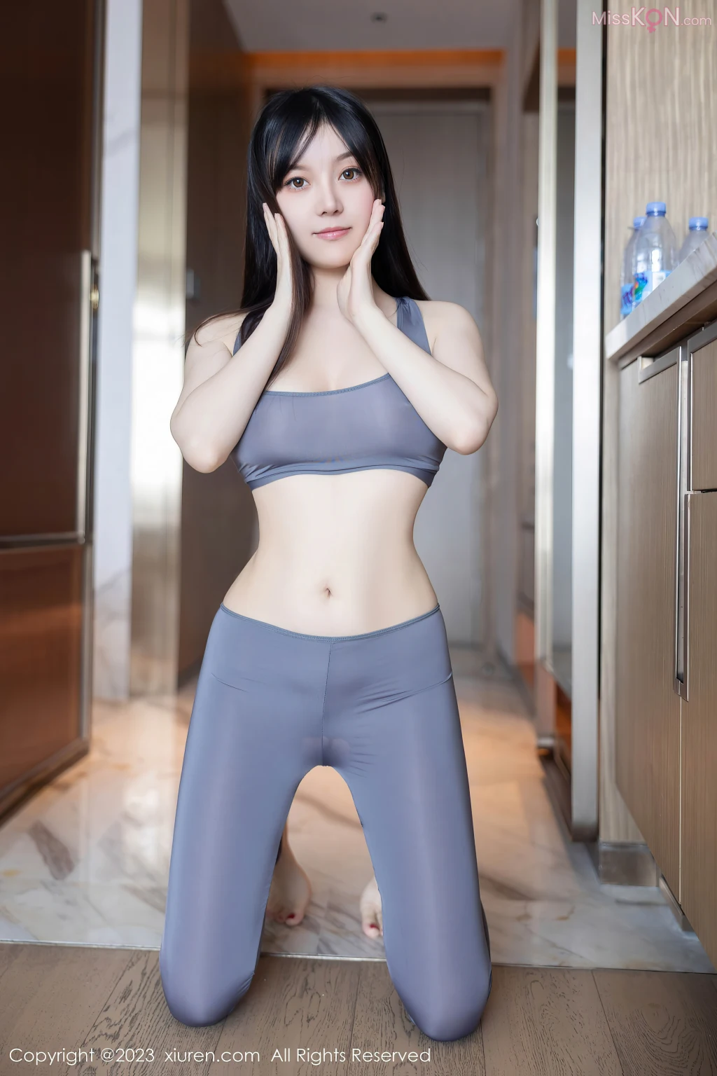 XIUREN No.7535 – 7544 (814 photos)
