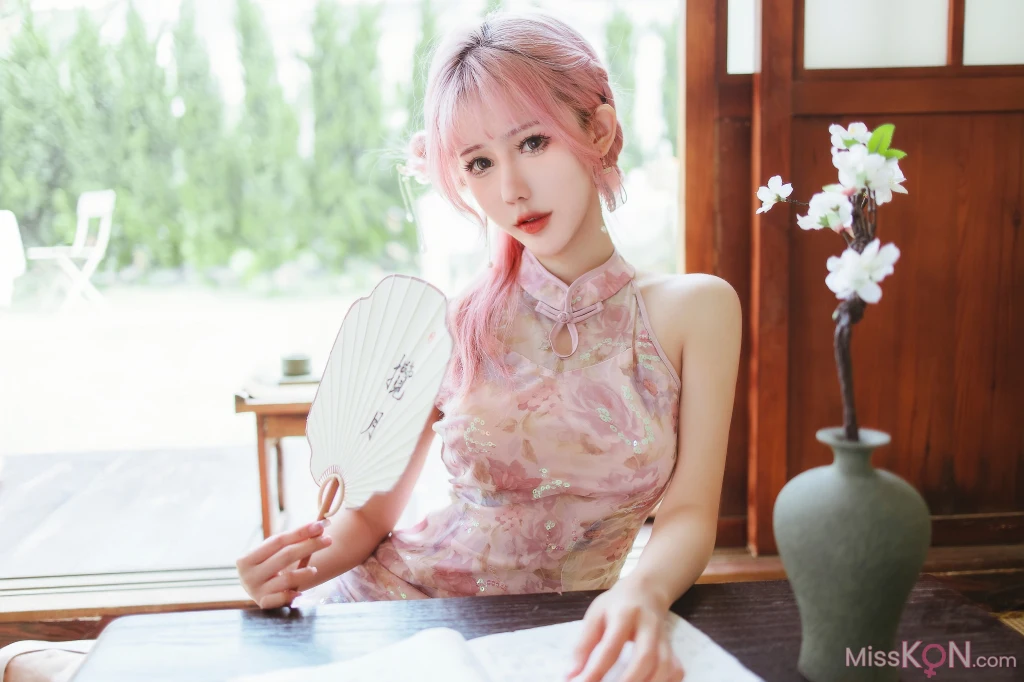 Coser@仙女月: 粉色旗袍 (20 photos)