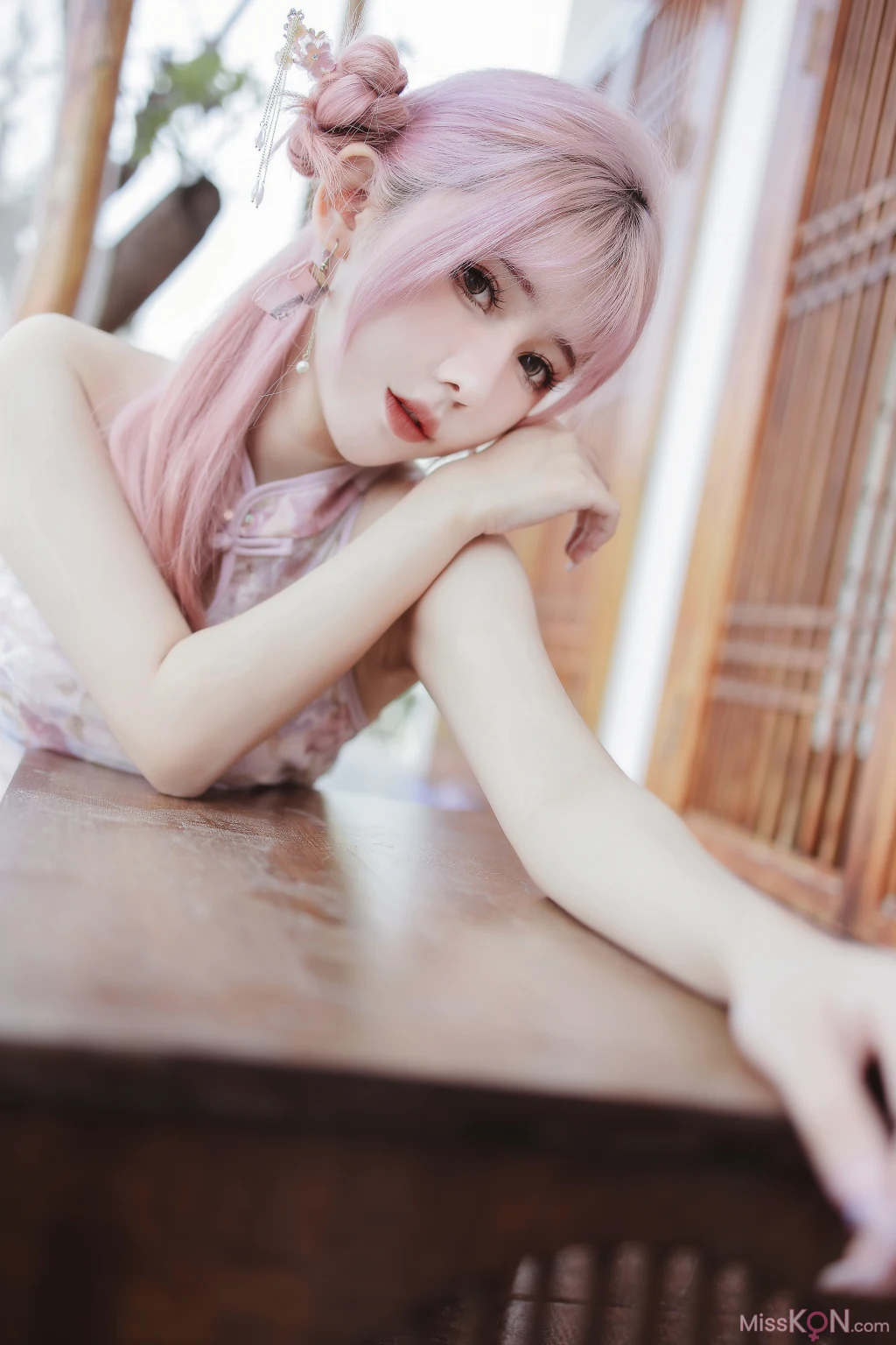 Coser@仙女月: 粉色旗袍 (20 photos)