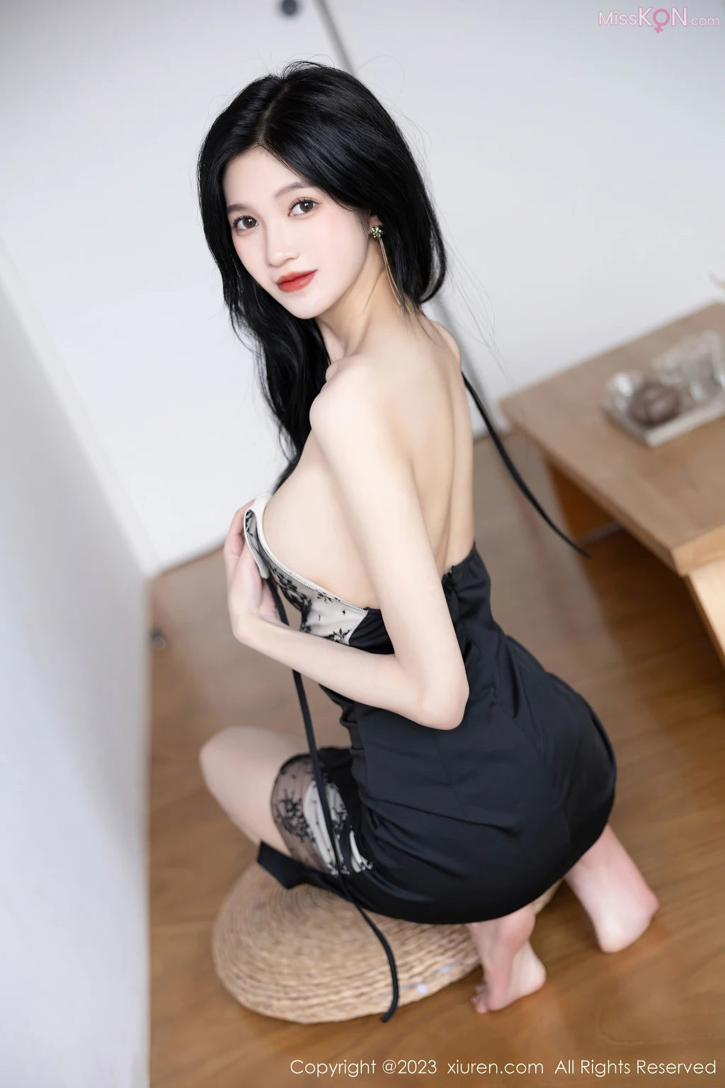 XIUREN No.7555 – 7564 (784 photos)