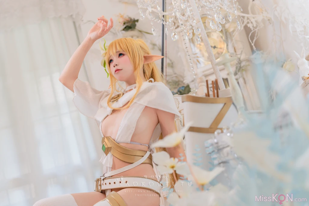 Coser@黏黏团子兔: 精灵弓箭手广寒宫 (50 photos + 1 video)