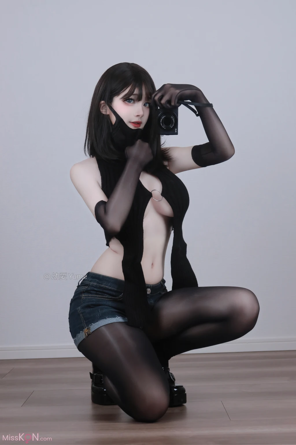 Coser@幼愛Youmeko: 毛衣姐姐 (19 photos)