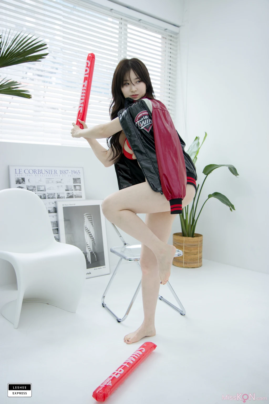 [LE] LERB-009: Woo (42 photos)