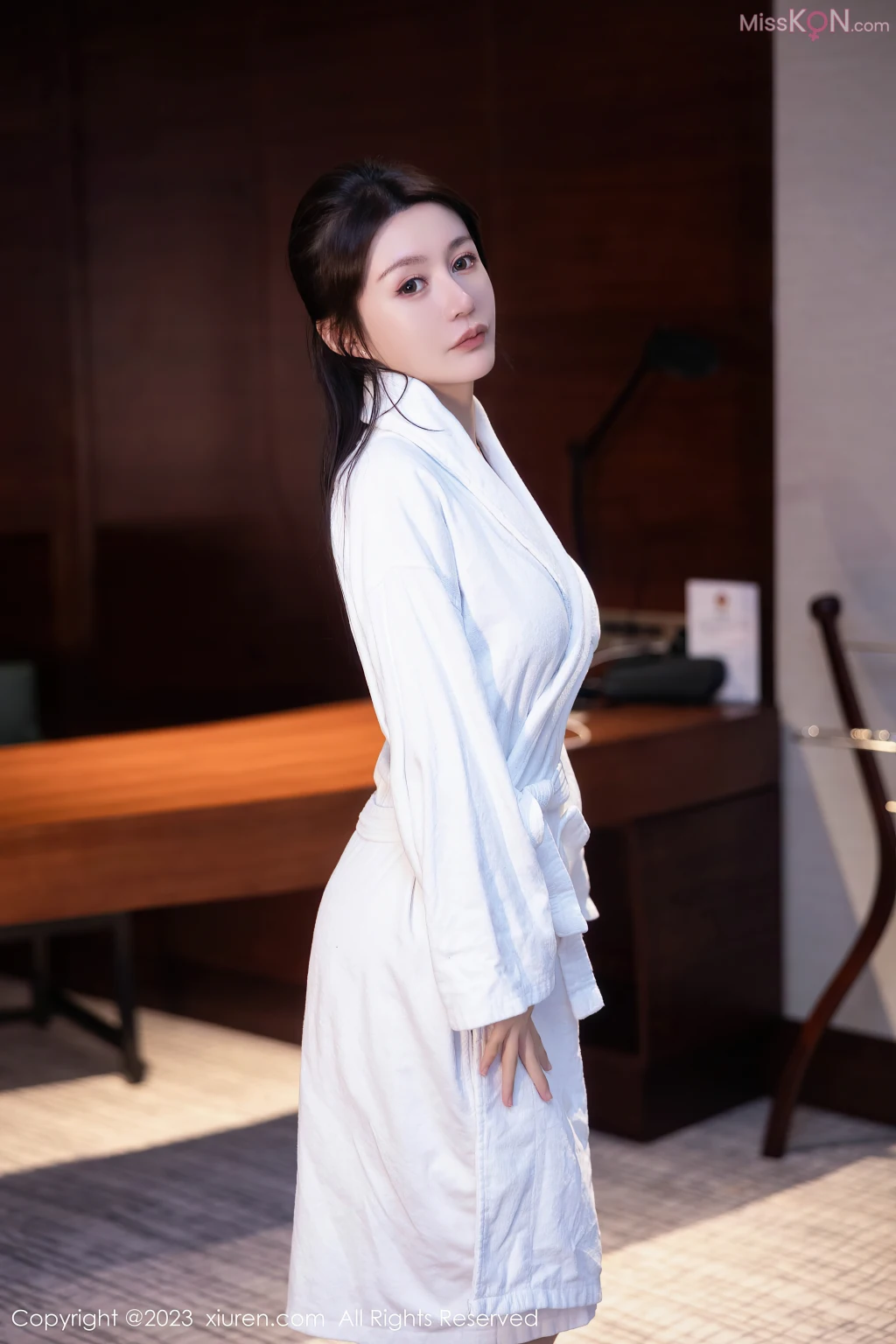XIUREN No.7575 – 7584 (830 photos)