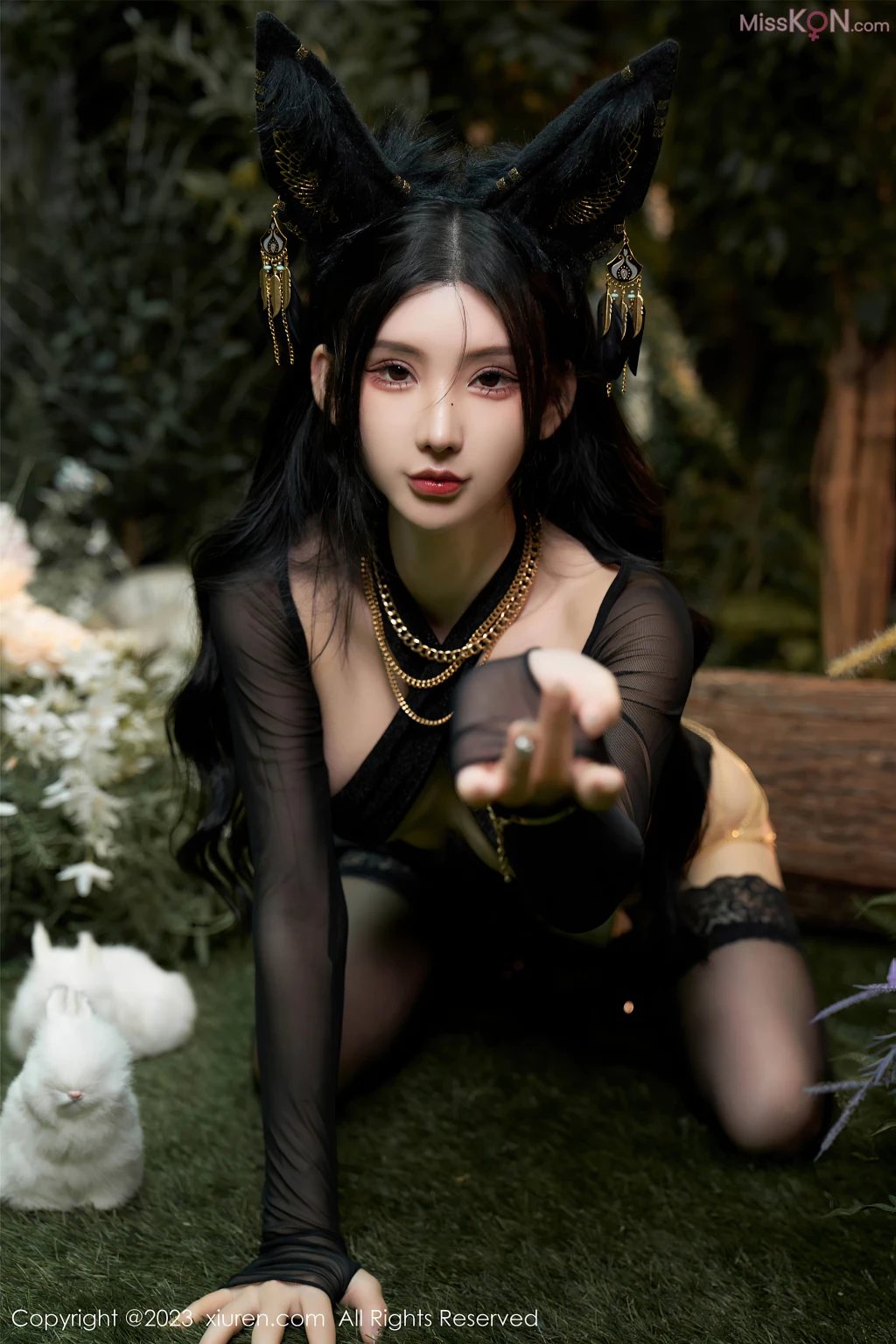 XIUREN No.7575 – 7584 (830 photos)