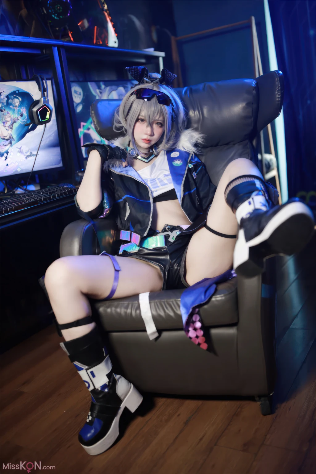 Coser@疯猫ss: 银狼 (37 photos)