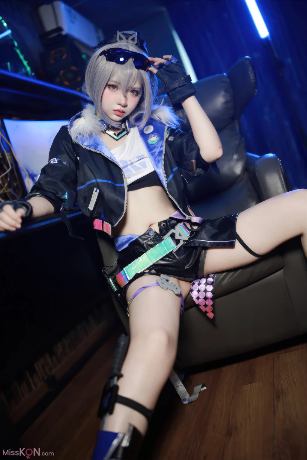 Coser@疯猫ss: 银狼 (37 photos)
