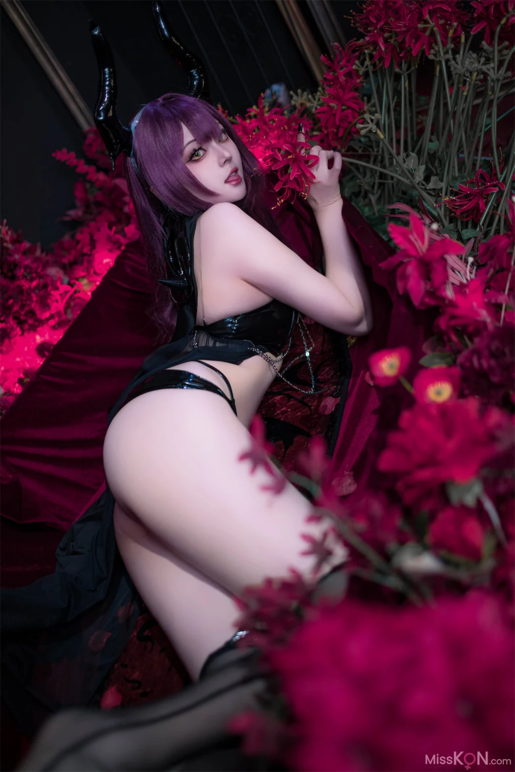Coser@Natsuko夏夏子: 碧蓝航线 德文郡魅魔 (90 photos)