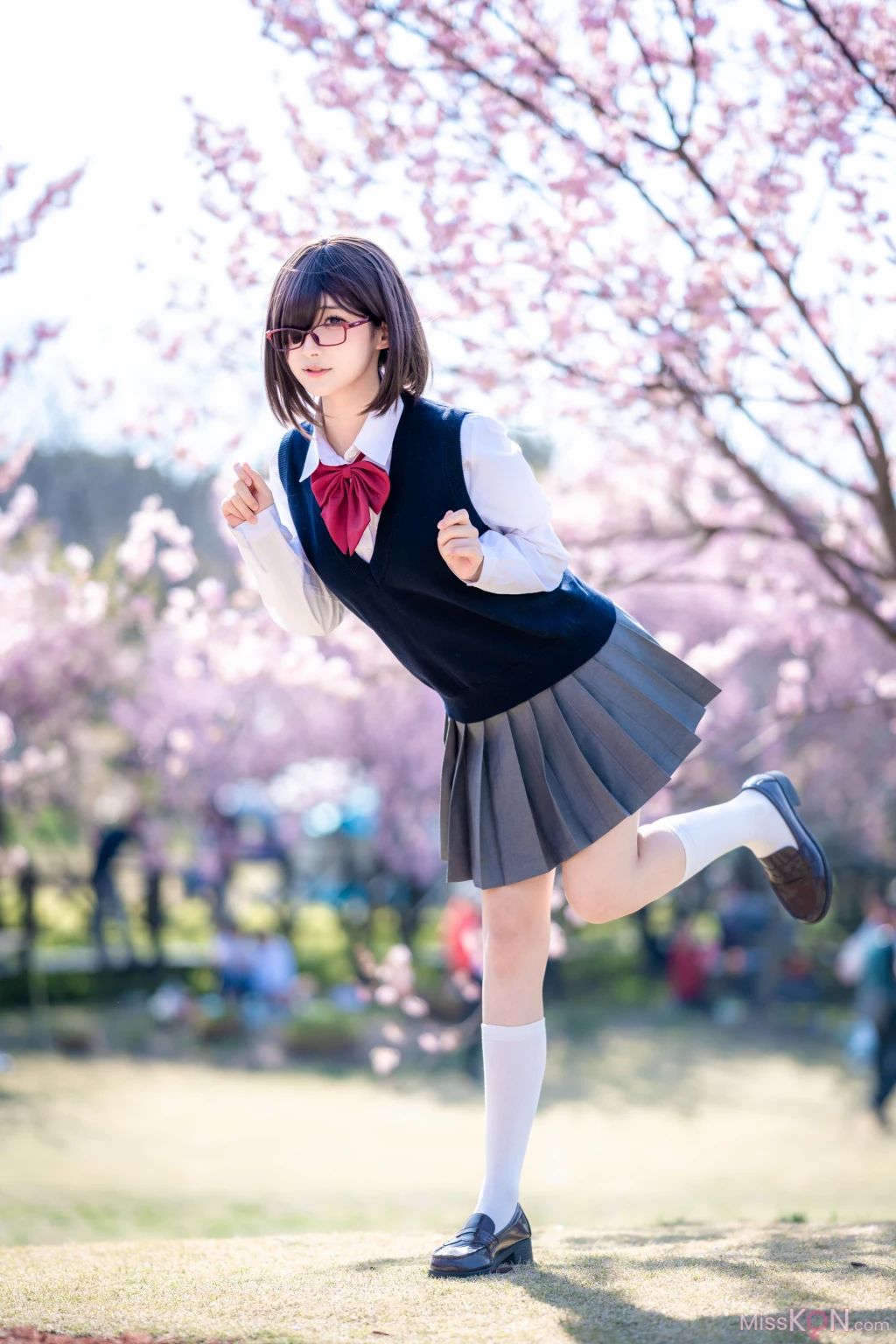 Coser@幼愛youmeko: 天乃莉莉纱 (27 photos)