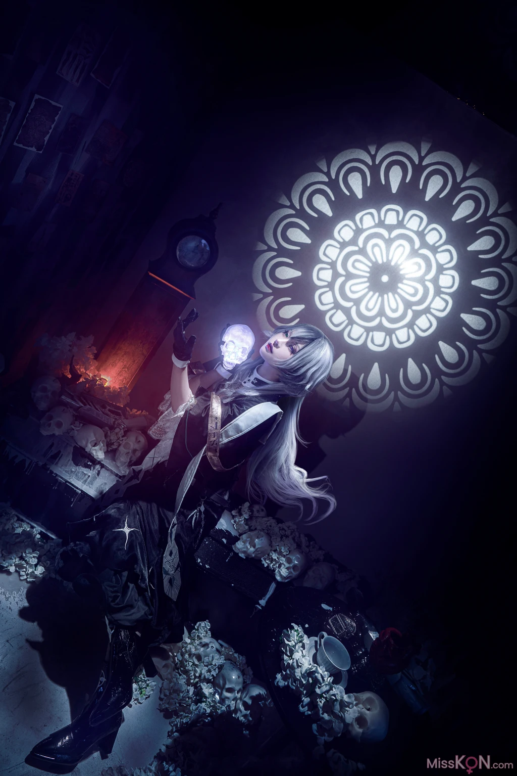 Coser@露兒大魔王: 禁闭者 MBCC-S-075 橡木匣 (18 photos)