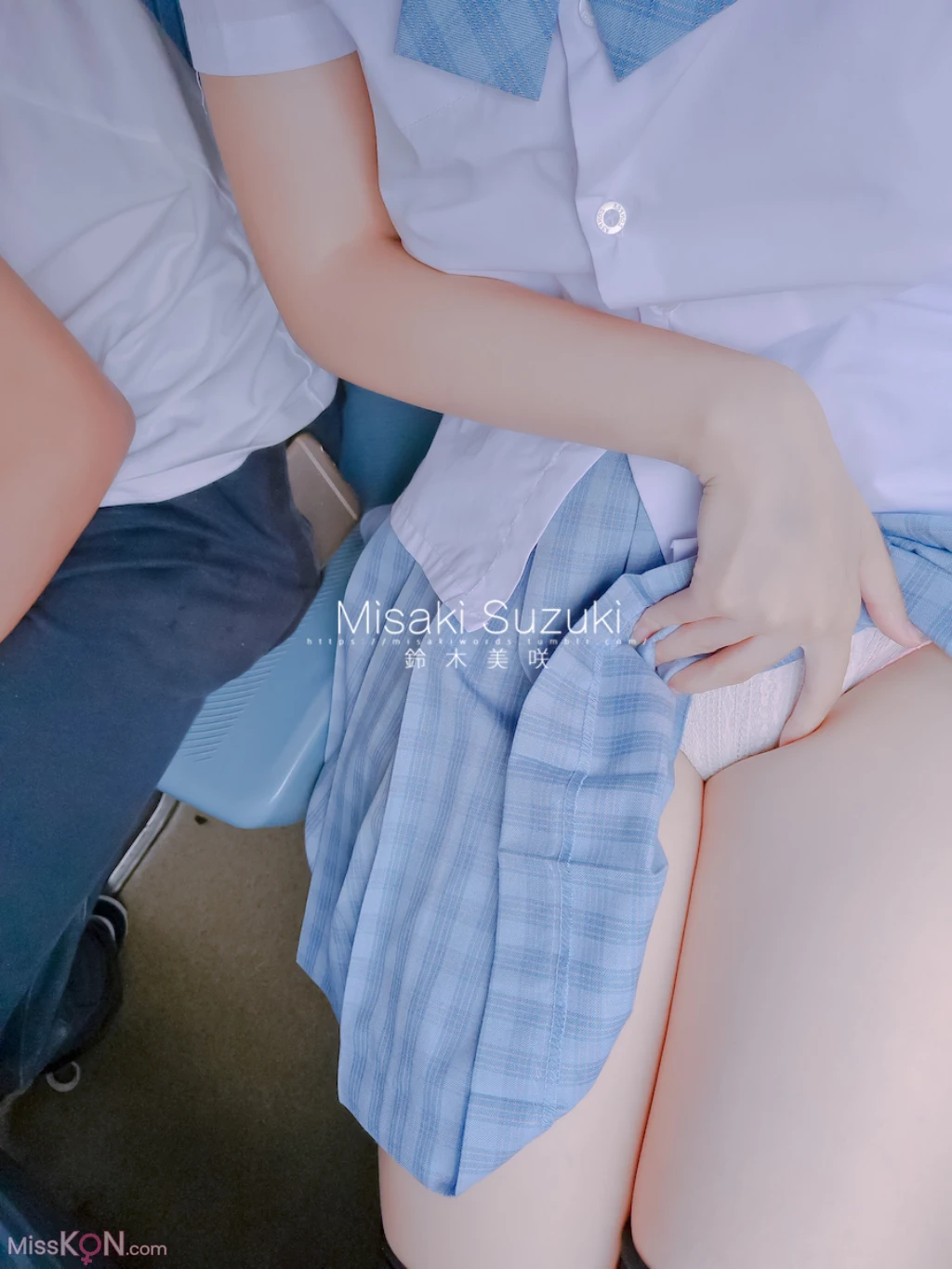 Coser@铃木美咲 (Misaki Suzuki): 公车露出1-5 (162 photos + 24 videos) – Page 10