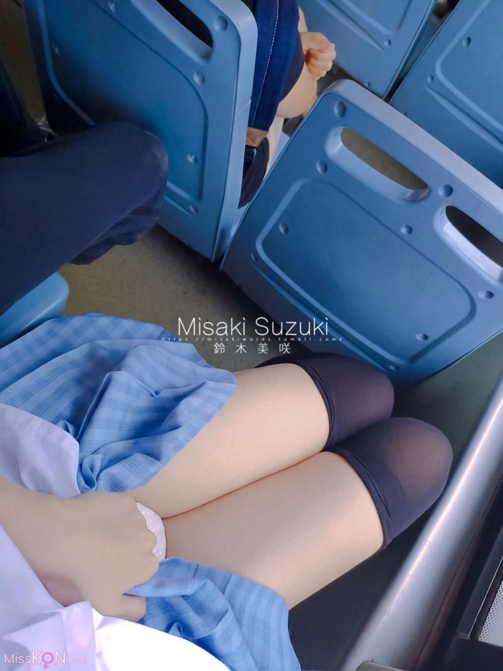 Coser@铃木美咲 (Misaki Suzuki): 公车露出1-5 (162 photos + 24 videos) – Page 10
