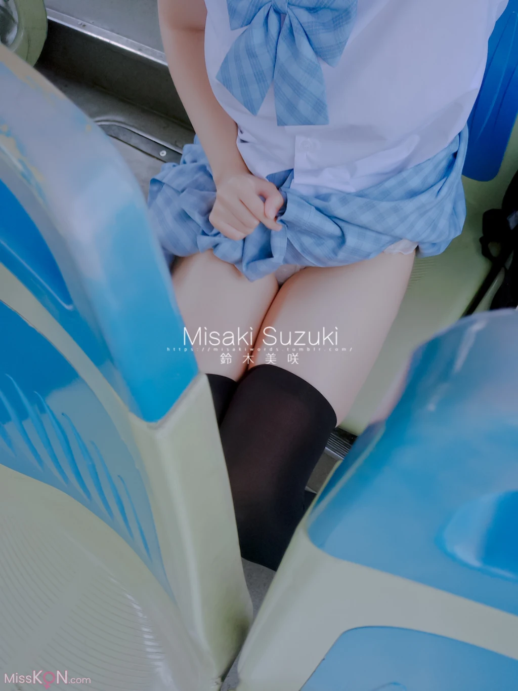 Coser@铃木美咲 (Misaki Suzuki): 公车露出1-5 (162 photos + 24 videos) – Page 11