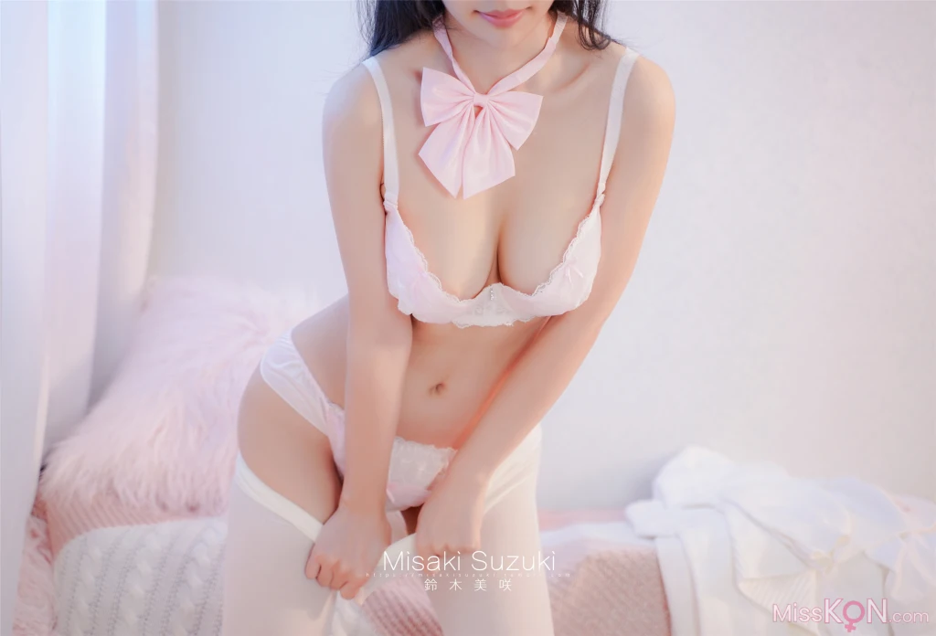 Coser@铃木美咲 (Misaki Suzuki): 白丝JK (50 photos )