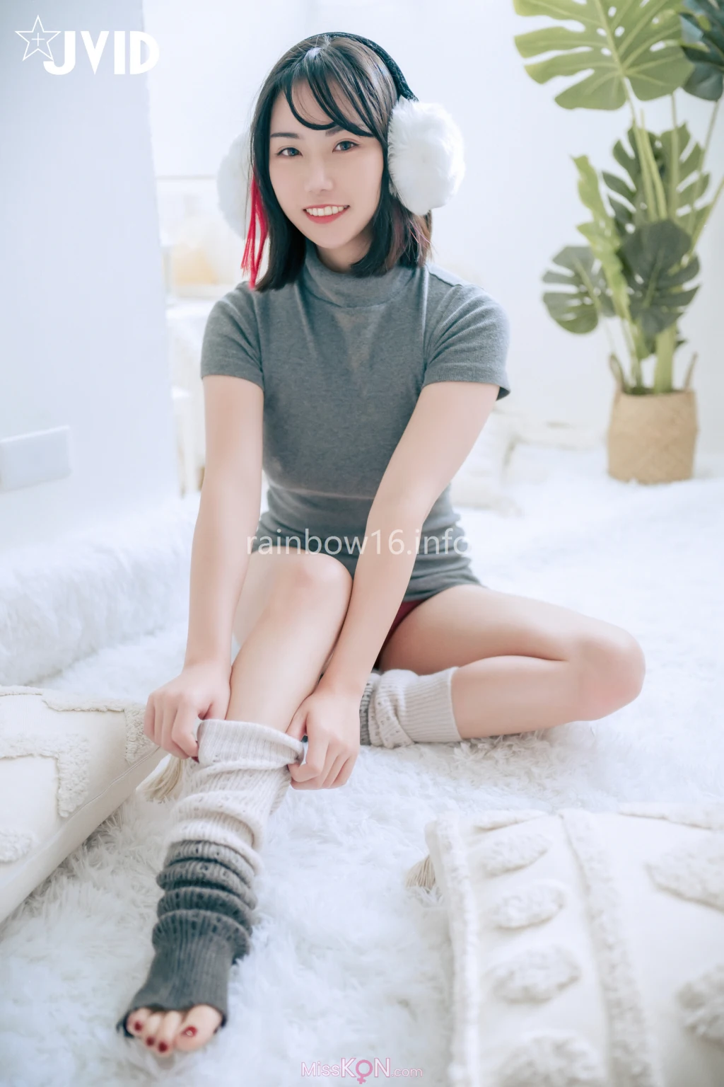 [JVID] 叶思敏: 渴望被肆意玩弄の魅狐 (226 photos )