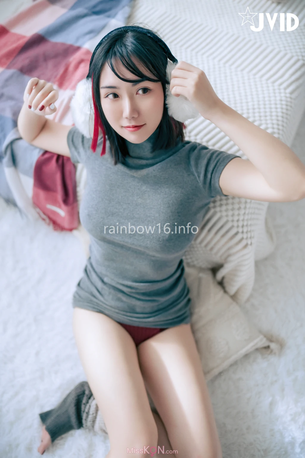 [JVID] 叶思敏: 渴望被肆意玩弄の魅狐 (226 photos )