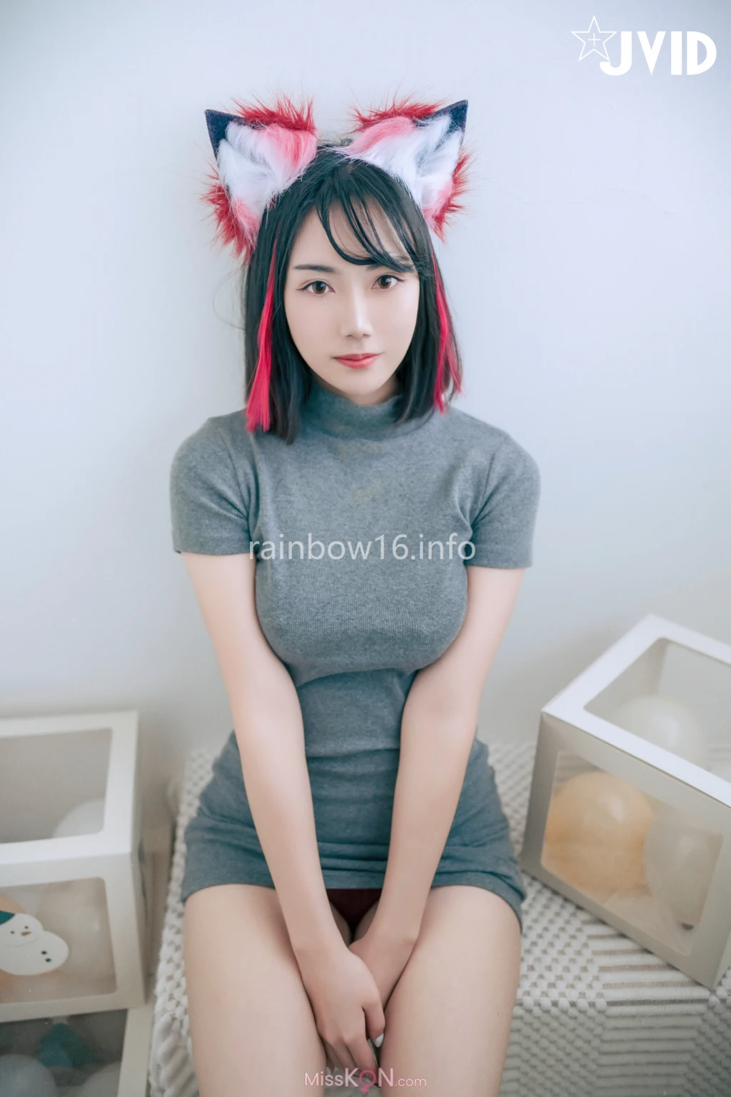 [JVID] 叶思敏: 渴望被肆意玩弄の魅狐 (226 photos )