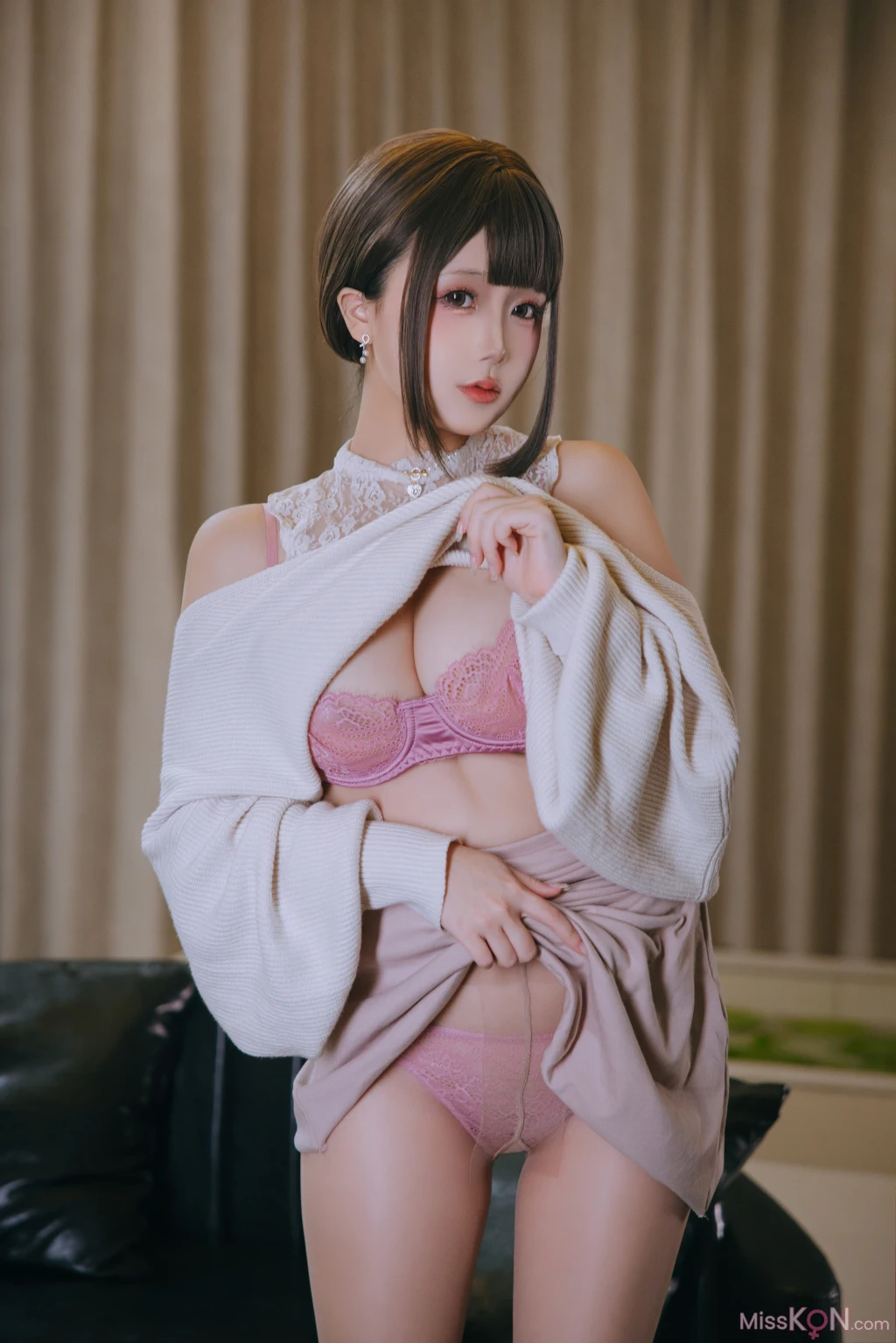Coser@日奈娇: 下属的太太 (209 photos )