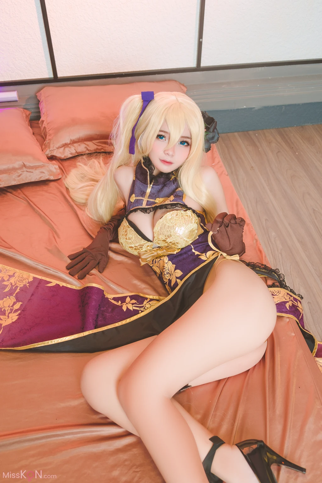 Coser@Azami: 金莲旗袍 (23 photos)