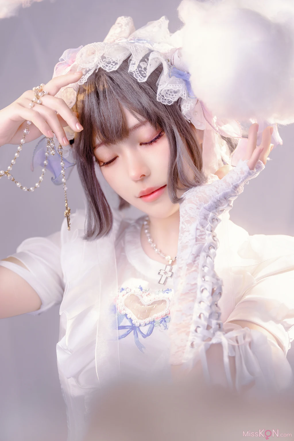 Coser@Ely_eee (ElyEE子): Cloudy Dreaming 雲朵夢境 (25 photos + 2 videos)