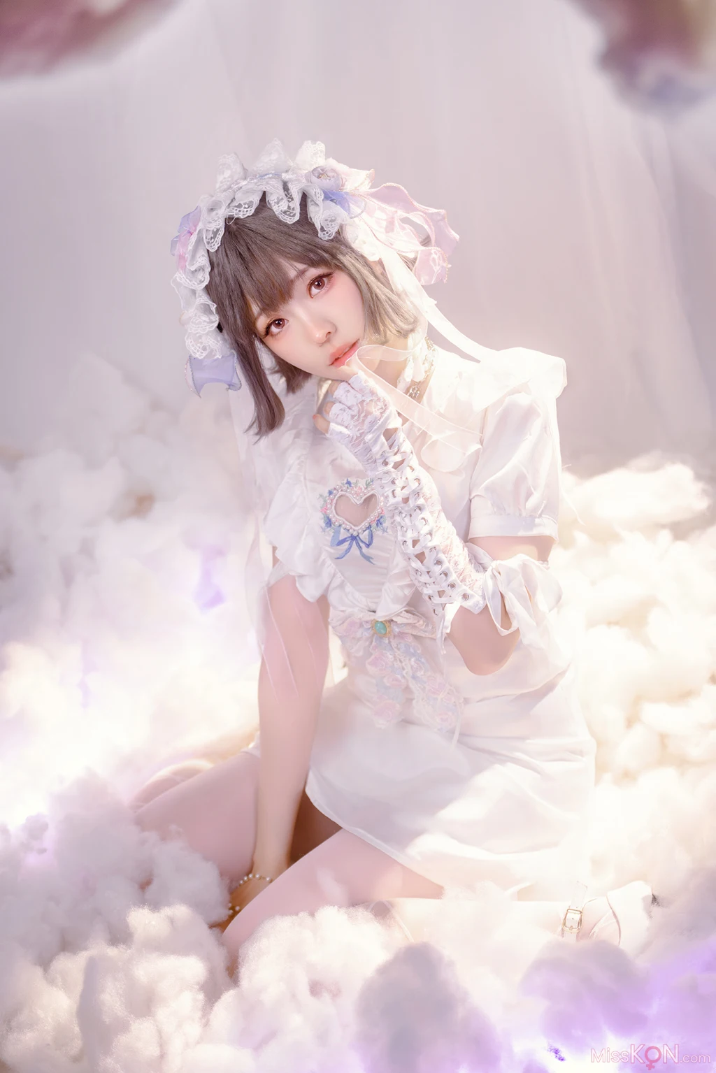 Coser@Ely_eee (ElyEE子): Cloudy Dreaming 雲朵夢境 (25 photos + 2 videos)