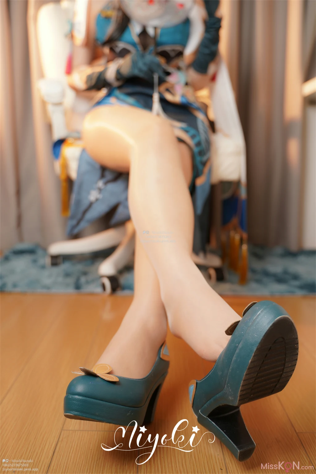 Coser@铃木美咲 (Misaki Suzuki): 美脚的赐福 阮梅 布洛妮娅 白鹭樱华 (13 photos + 4 videos)