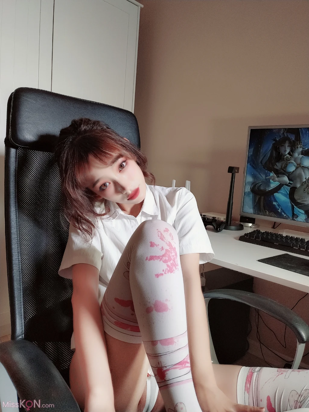 Coser@沫夏小奶糕: 超小比基尼 (175 photos )