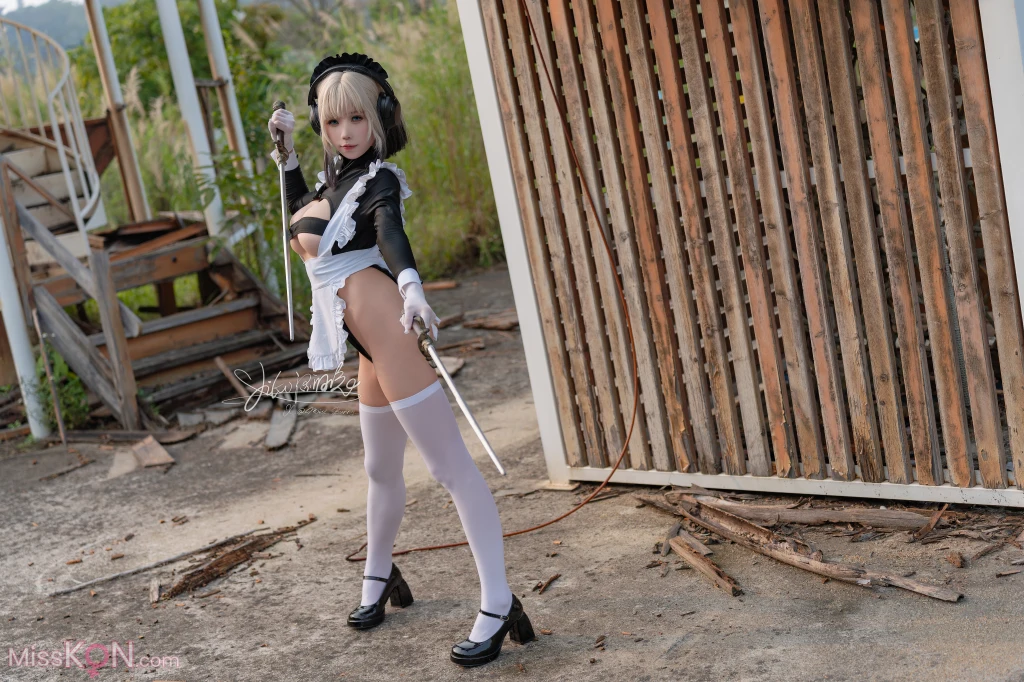 Coser@黏黏团子兔: 10月作品 战斗女仆 动感光波 (77 photos )
