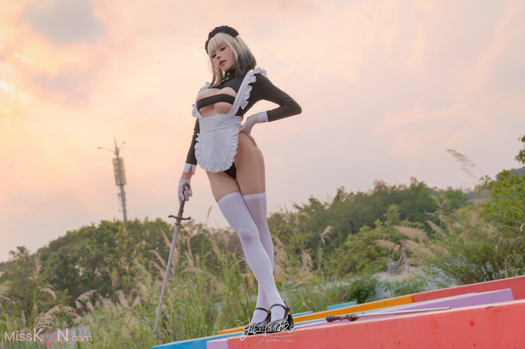 Coser@黏黏团子兔: 10月作品 战斗女仆 动感光波 (77 photos )