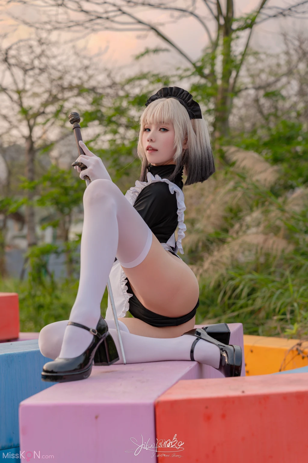 Coser@黏黏团子兔: 10月作品 战斗女仆 动感光波 (77 photos )