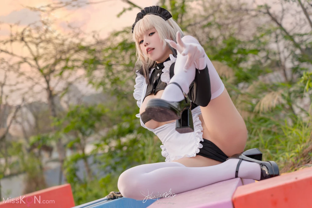 Coser@黏黏团子兔: 10月作品 战斗女仆 动感光波 (77 photos )
