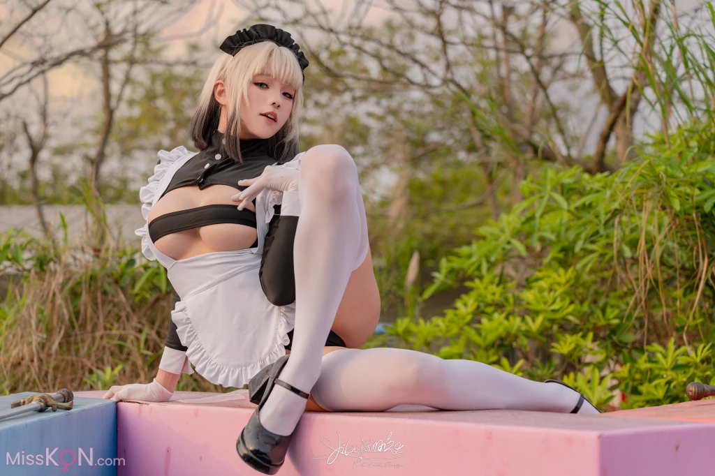Coser@黏黏团子兔: 10月作品 战斗女仆 动感光波 (77 photos )