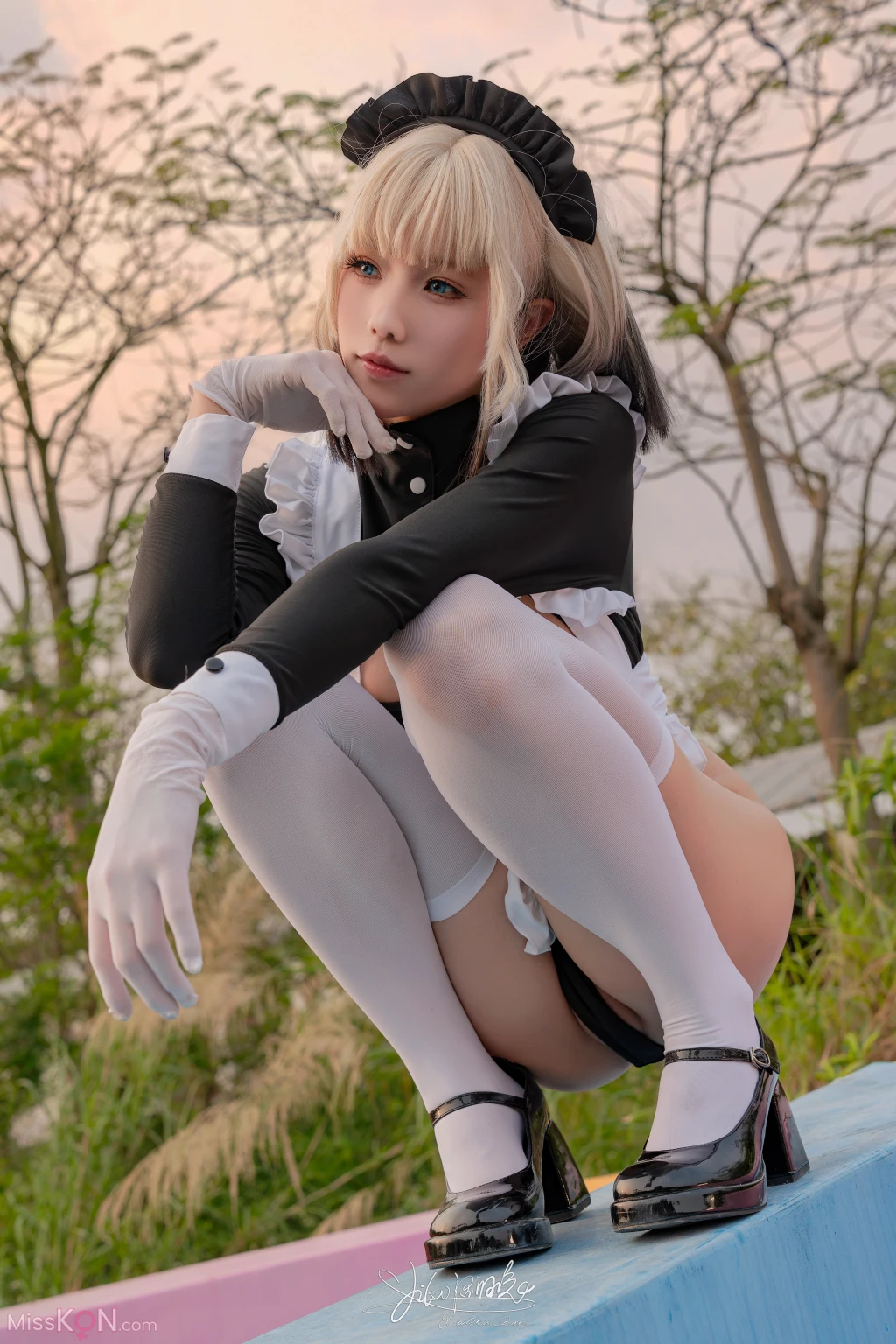 Coser@黏黏团子兔: 10月作品 战斗女仆 动感光波 (77 photos )