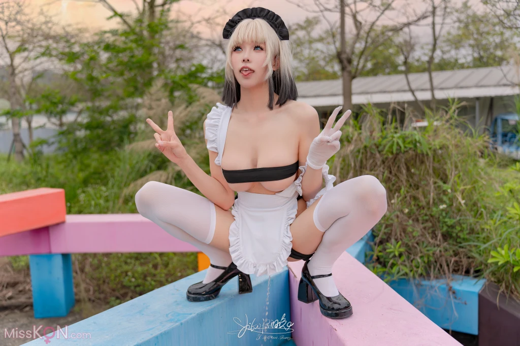 Coser@黏黏团子兔: 10月作品 战斗女仆 动感光波 (77 photos )