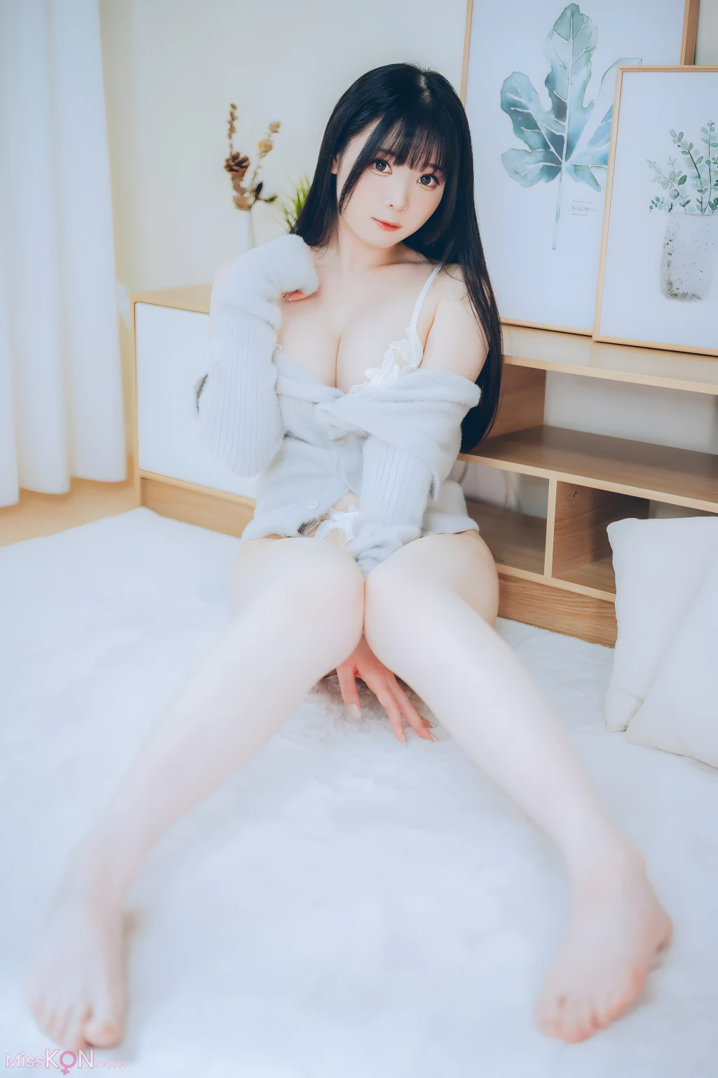 Coser@霜月shimo:「DL版写真集」週末彼女 (101 photos)