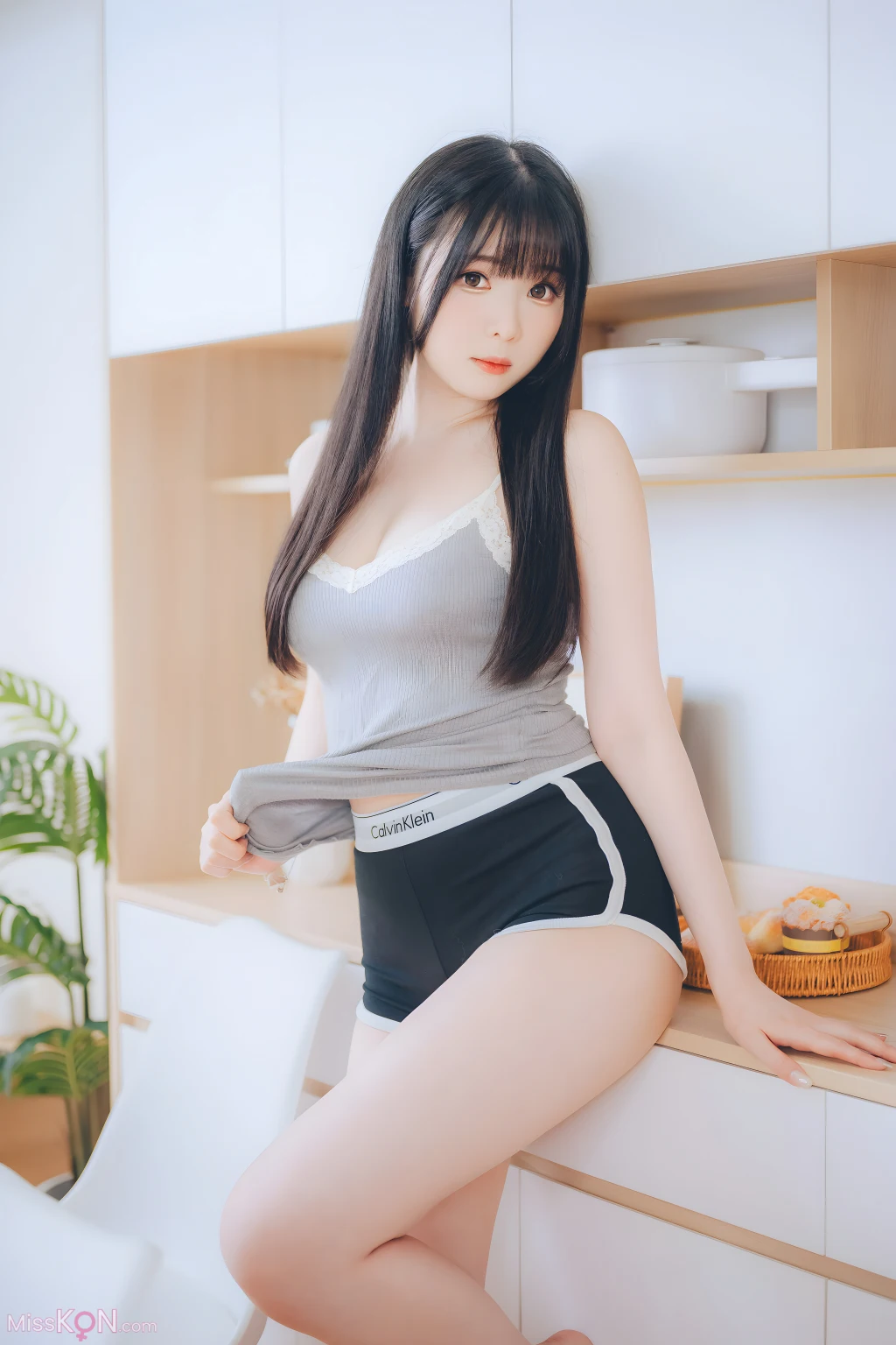 Coser@霜月shimo:「DL版写真集」週末彼女 (101 photos)